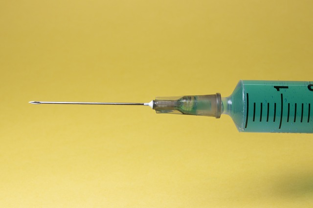 Bezpłatne szczepienia przeciw grypie dla osób powyżej 75. roku życia